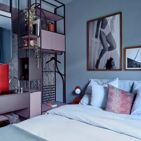 Lyf East Frankfurt 4*