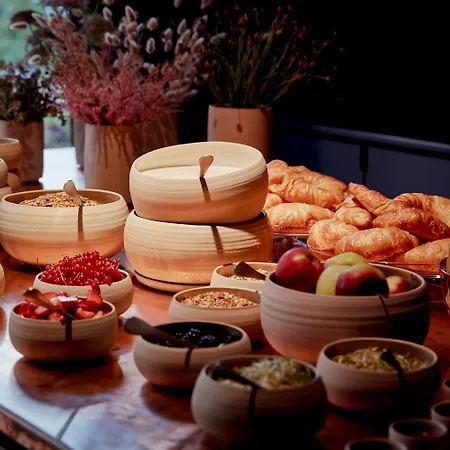 Lyf East Frankfurt Отель