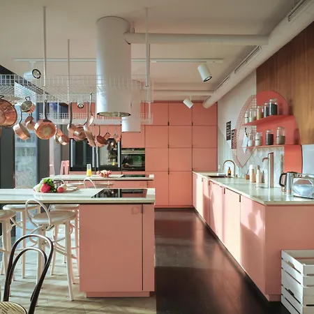 Lyf East Frankfurt Отель 4*