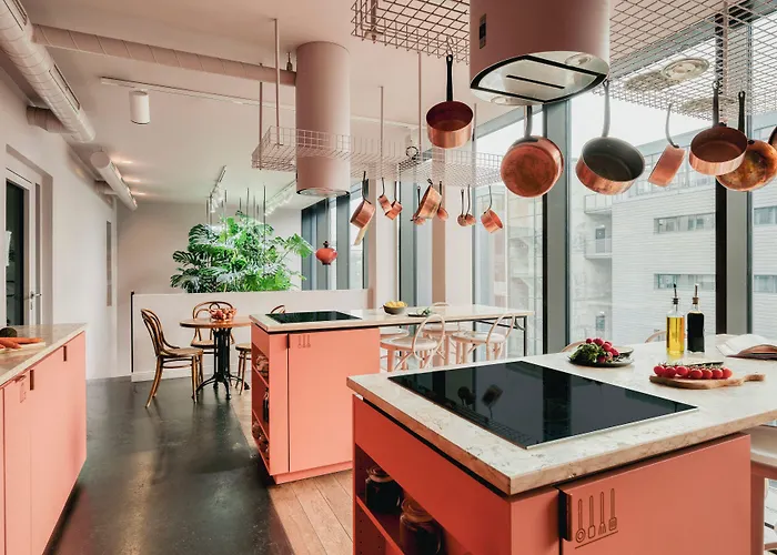 Lyf East Frankfurt 4*