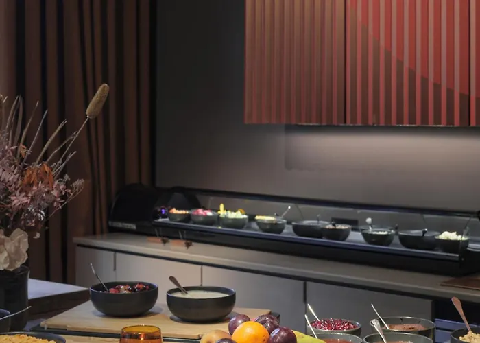 Lyf East Frankfurt Hotel 4*