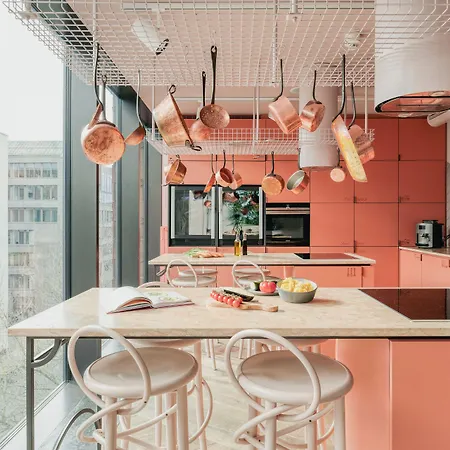 Lyf East Frankfurt Hotel 4*